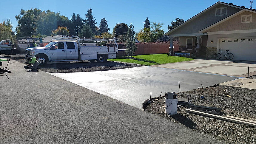 Removed and replaced residential concrete driveway
