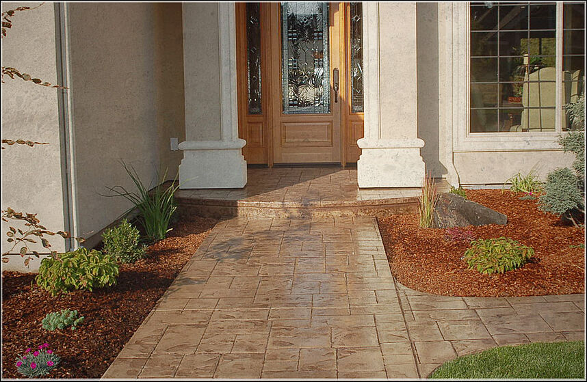 Stamped and colored concrete entryway